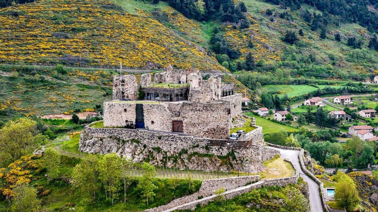 Château de Beaufort à Goudet