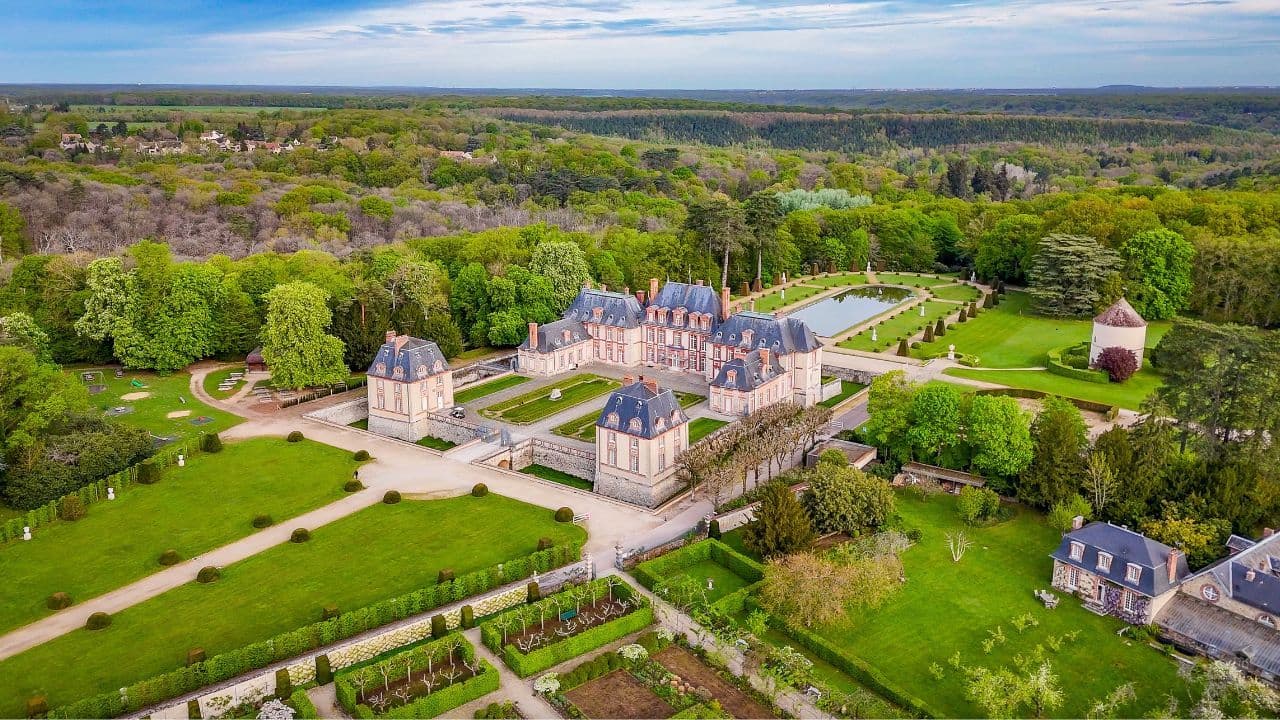 Château de Breteuil vu du ciel