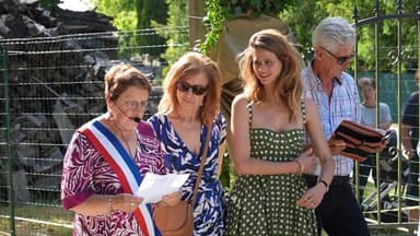 Corinne Ponton a pris la parole au nom de la commune, suivie de Denis Calmon, père d’Antoni, puis de Magali Calmon, sa sœur.