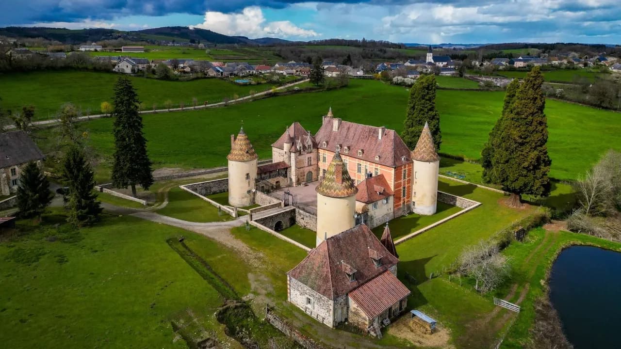 château de Ménessaire