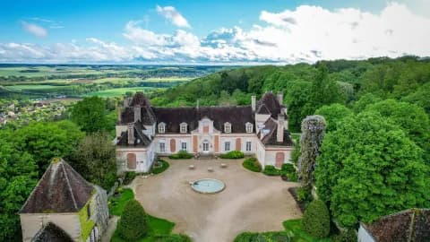Château du Feÿ